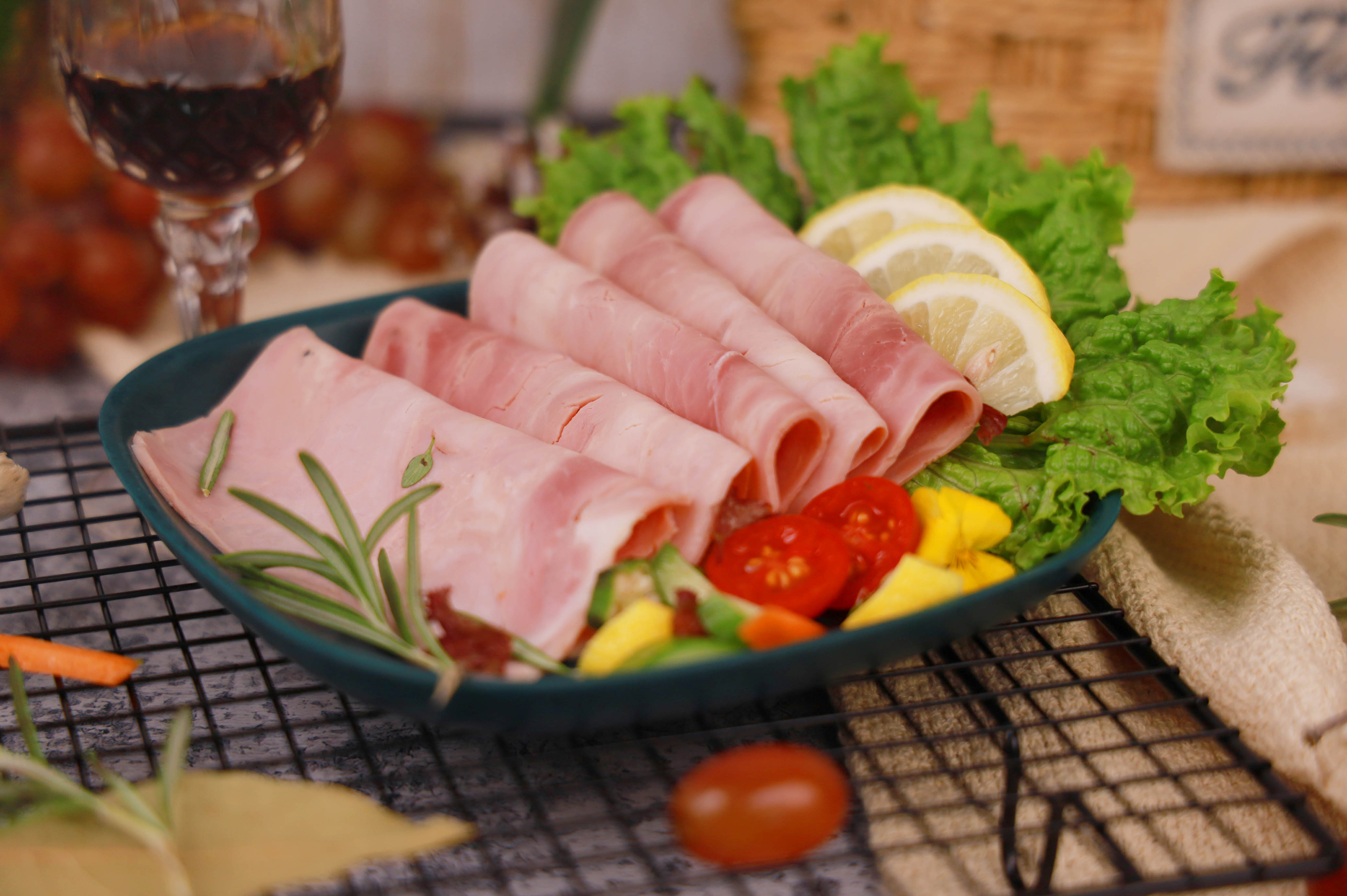 前肩方火腿切片